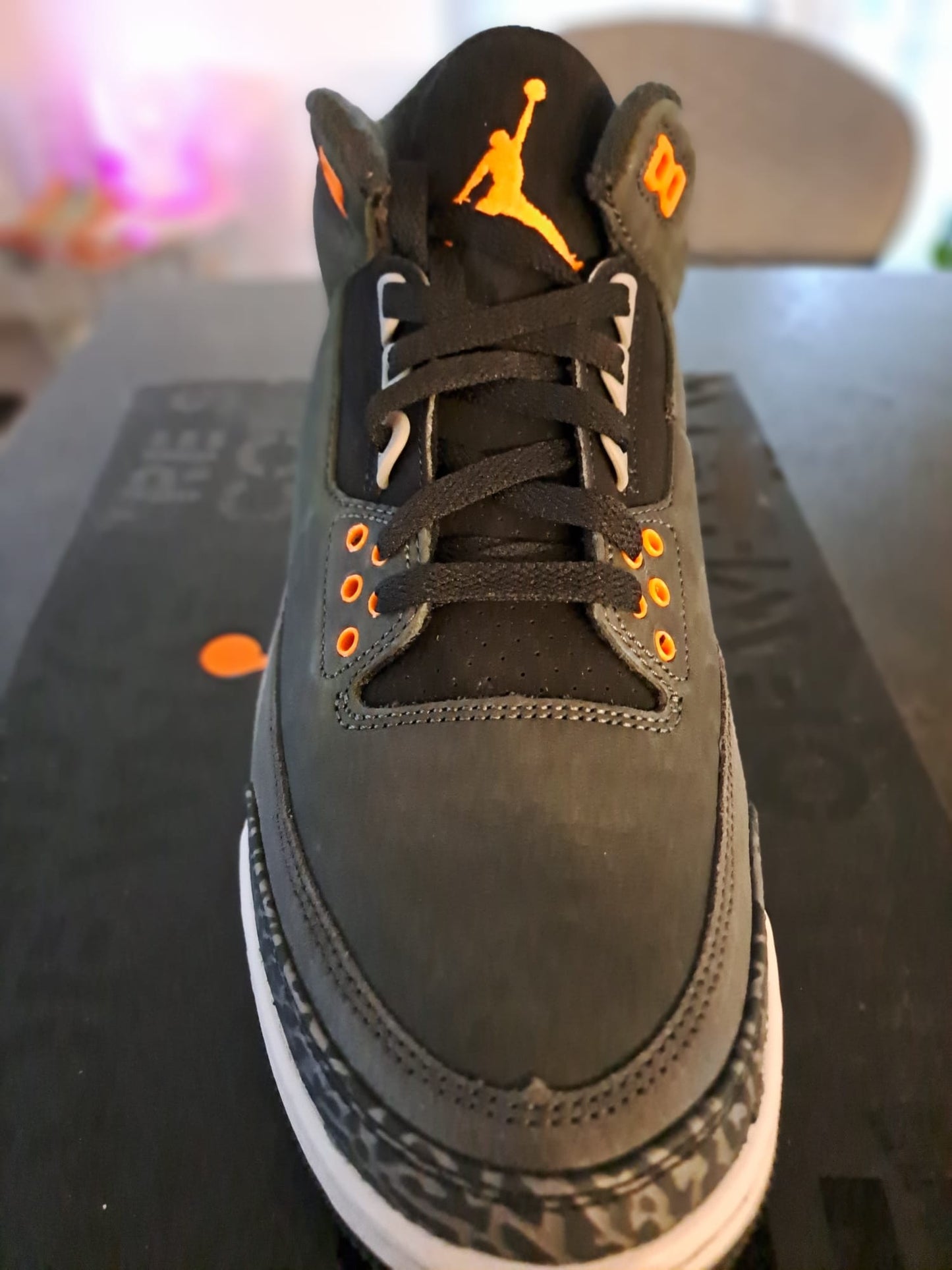 Jordan 3 Retro "Fear"  Size 10(44)